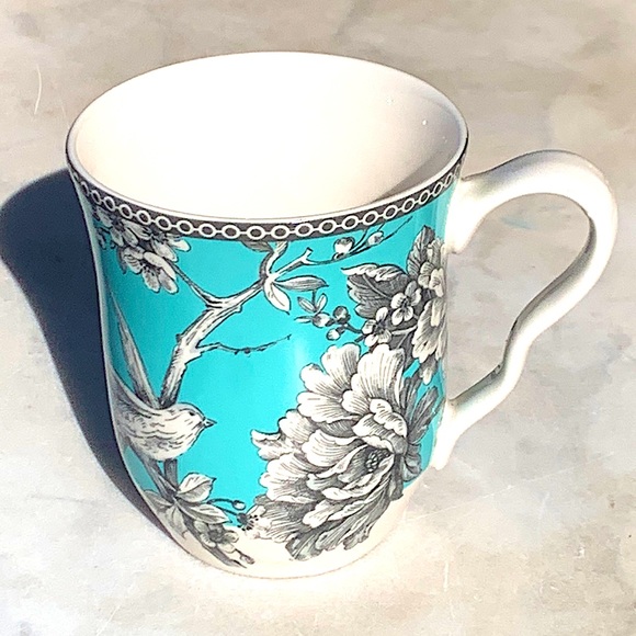 222 FIFTH ADELAIDE TURQUOISE MUG CUP PORCELAIN - Picture 3 of 6